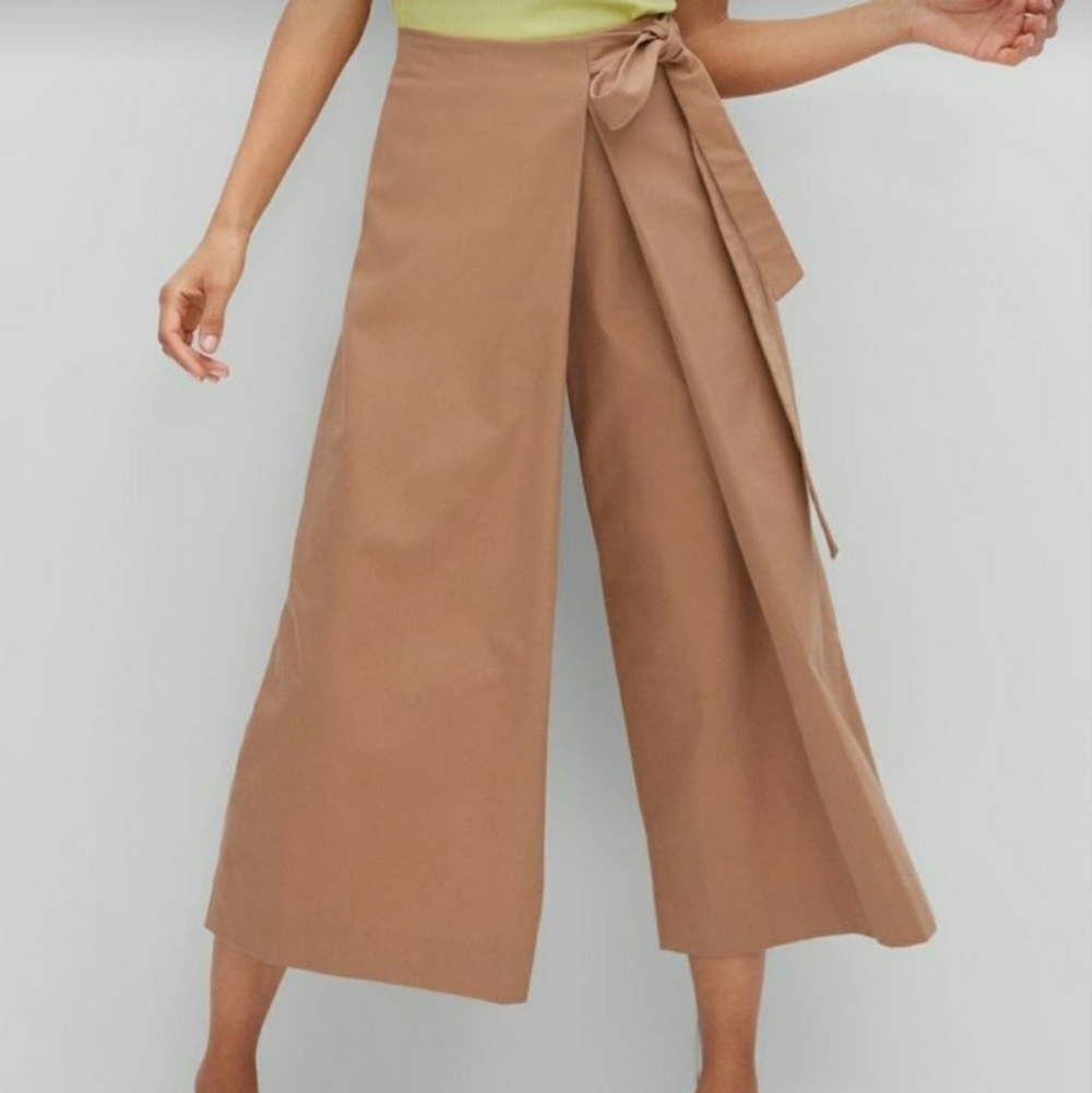 Banana Republic MADE WITH ORGANICALLY GROWN COTTON WIDE-LEG FOLDOVER PANT size 2